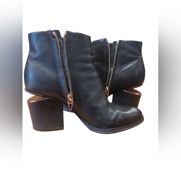 Alexander Wang EUC Gabi Black Leather Block Heel Booties Size 36.5 - Picture 1 of 10